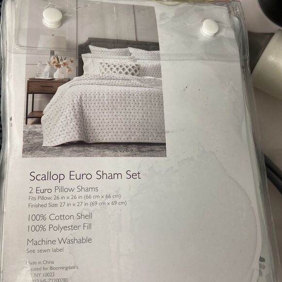 Sky Scallop Euro Sham Grey / White - Picture 2 of 3